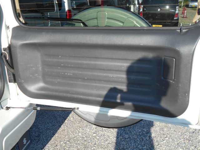 U00046268183_19_001.jpg