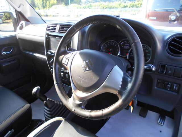 U00046268183_8_001.jpg