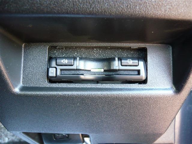 U00048264324_10_001.jpg