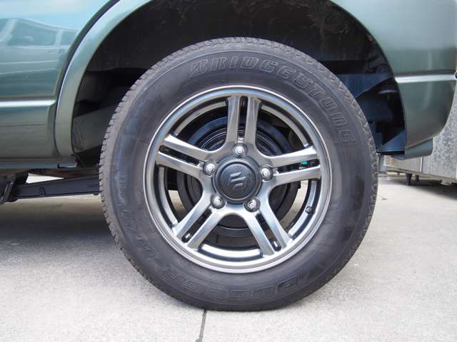 U00047932072_16_001.jpg