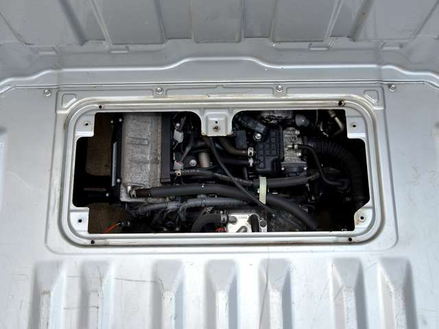 U00045856482_50_001.jpg