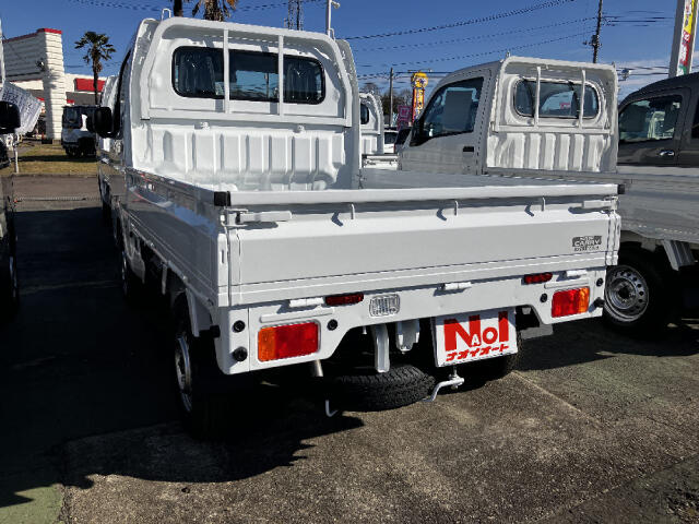UZ0047167017_3_002.jpg