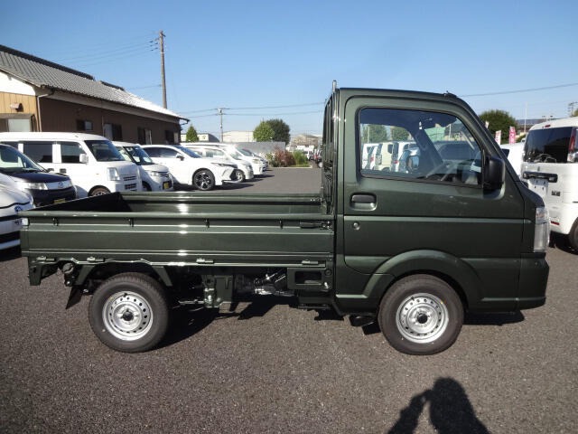 UZ0047149683_2_001.jpg