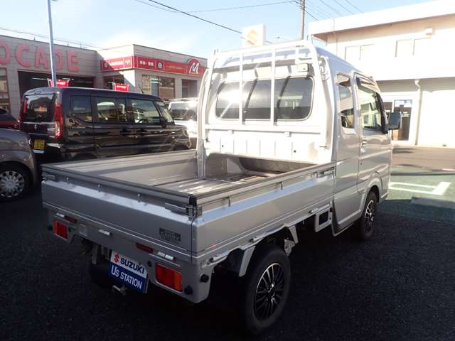 U00048145017_7_003.jpg