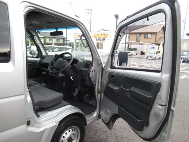 U00048325889_13_001.jpg