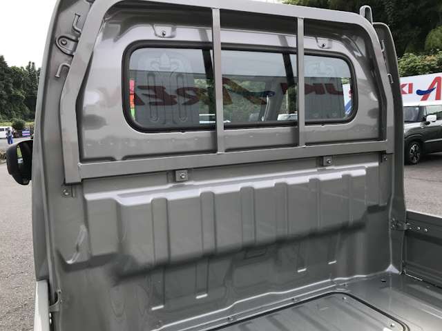 U00046177017_10_001.jpg