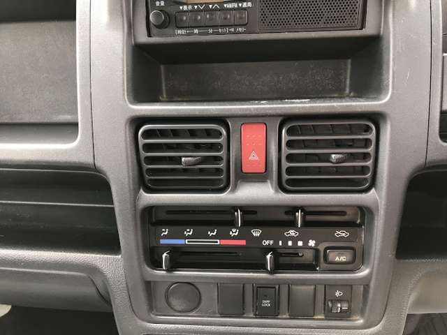 U00046749277_30_003.jpg