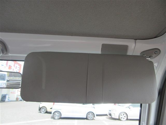 UJ0048469387_18_001.jpg