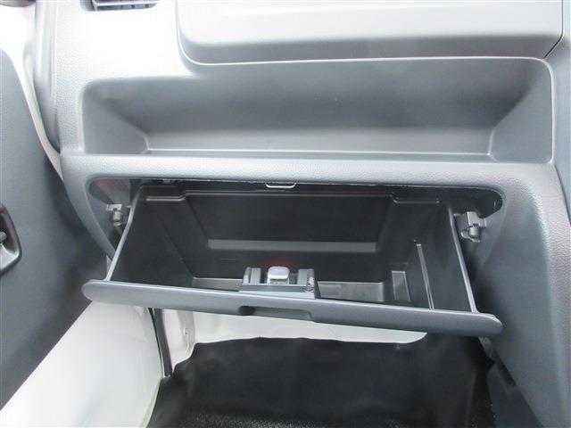 UJ0048469387_36_001.jpg