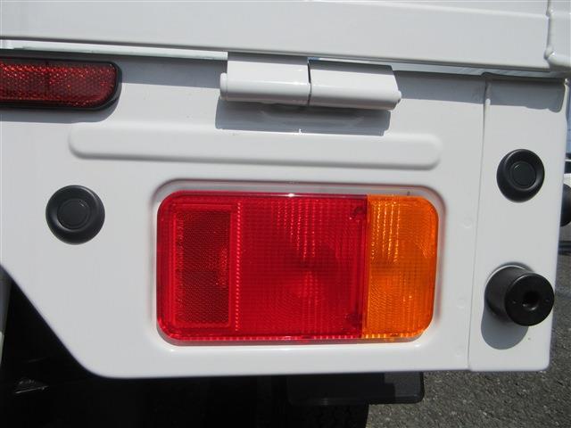 UJ0048469387_52_001.jpg