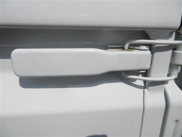 UJ0048469387_55_001.jpg