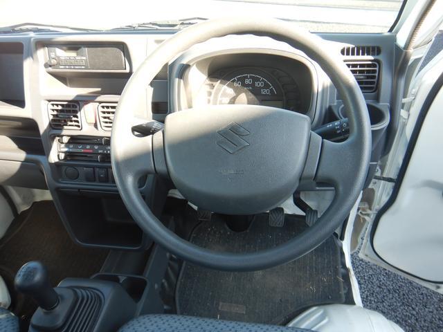 UZ0048511666_12_001.jpg