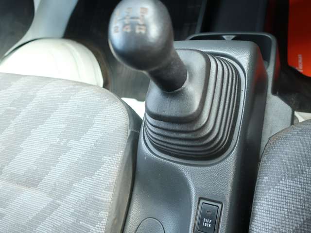 U00048170890_16_001.jpg