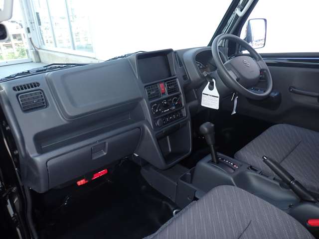 U00048537710_10_001.jpg