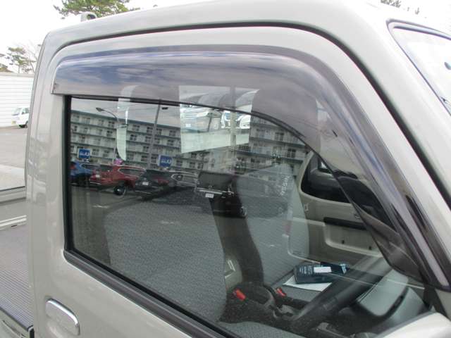 U00048459067_10_001.jpg