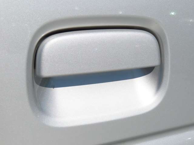 UZ0047966662_30_001.jpg