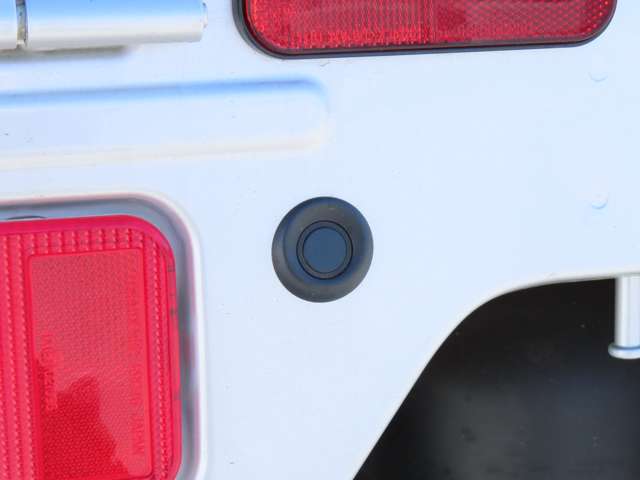 UZ0047966662_31_001.jpg