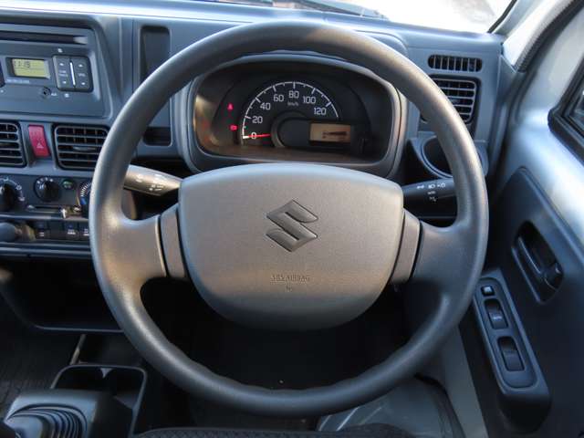 UZ0047966662_41_001.jpg