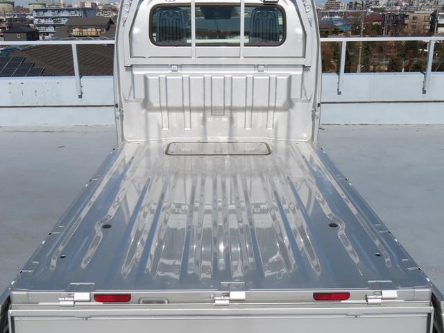 UZ0047966662_9_001.jpg