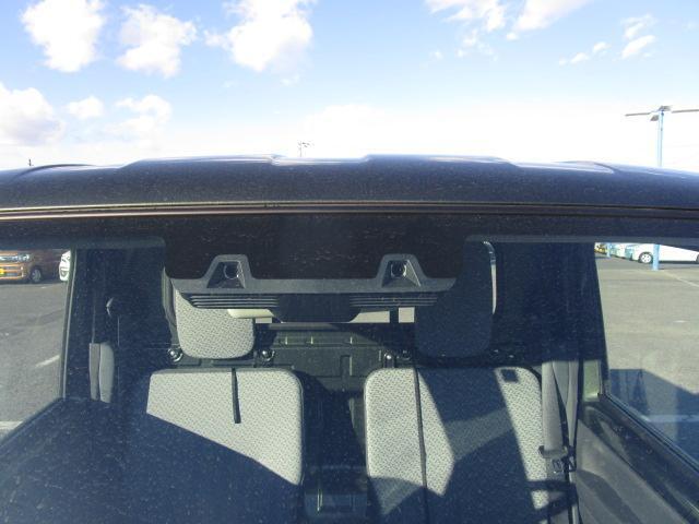 UZ0047551372_14_003.jpg