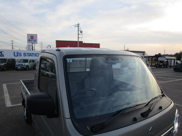 UZ0048177046_17_003.jpg