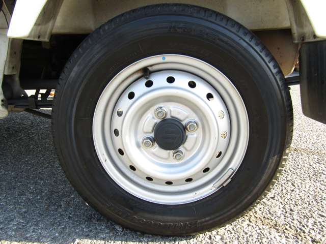 U00047976573_10_001.jpg