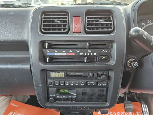 UJ0048024429_46_001.jpg