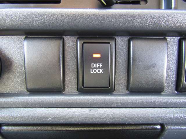 U00048201557_12_001.jpg
