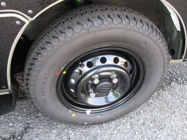 U00048402866_32_001.jpg