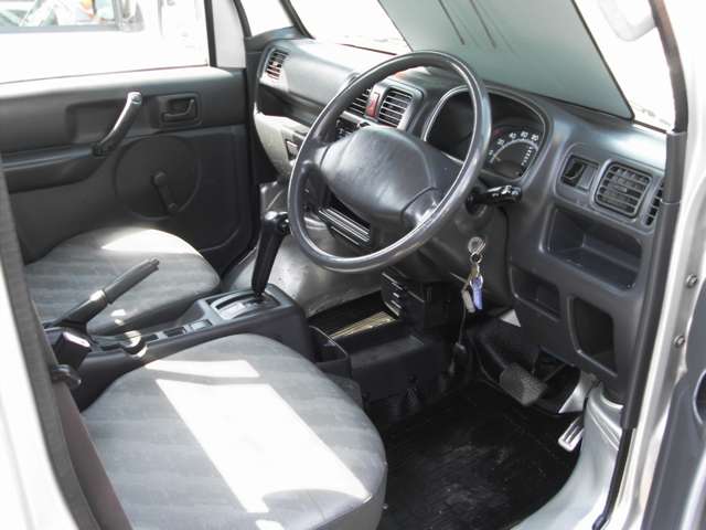 U00048452683_14_002.jpg