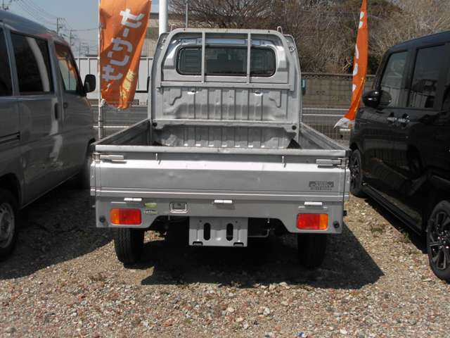 U00048452683_7_002.jpg