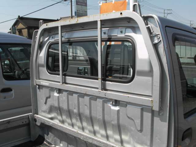 U00048452683_8_002.jpg