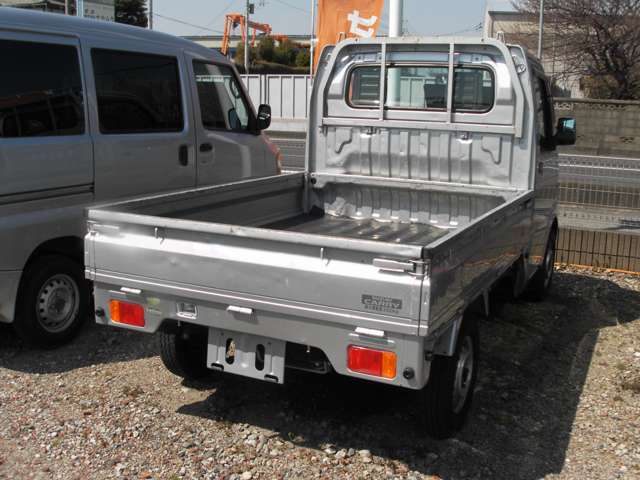 U00048452683_9_002.jpg