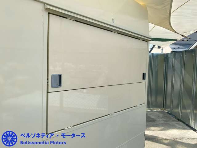 U00048492969_48_001.jpg
