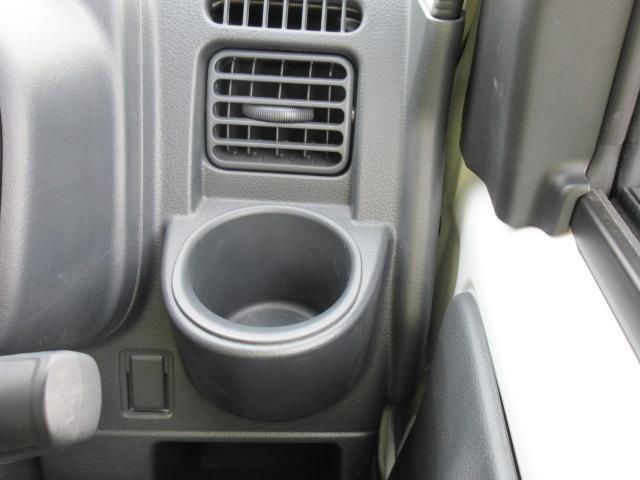 UZ0048048340_11_001.jpg