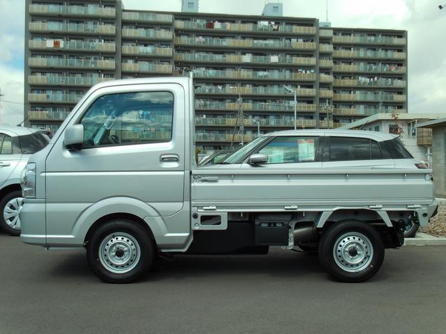 UZ0048341157_3_001.jpg