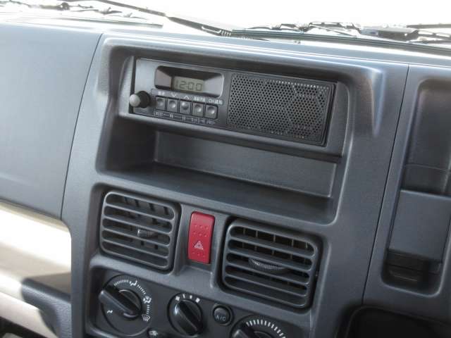 U00048198062_3_002.jpg