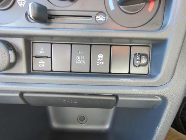U00048420528_14_001.jpg