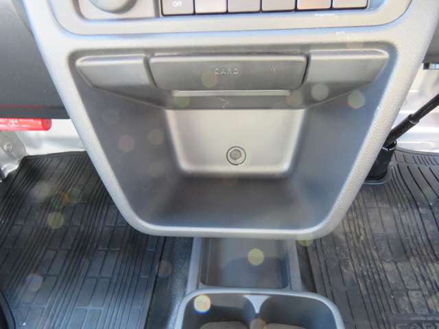 U00048420528_30_001.jpg