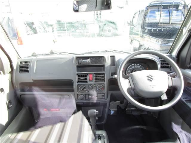 UZ0047298669_1_003.jpg