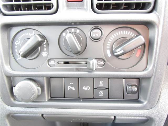 UZ0047298669_6_003.jpg