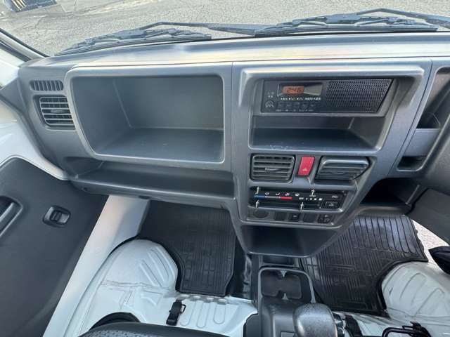 U00047265813_48_001.jpg