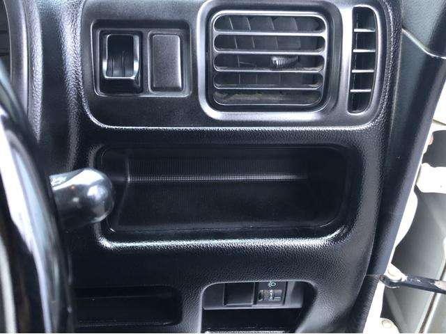 U00039401802_17_001.jpg