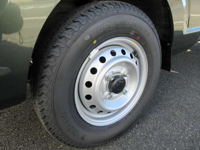 U00048387874_58_001.jpg