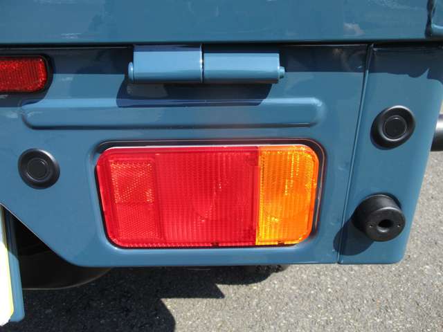 U00047694607_35_002.jpg