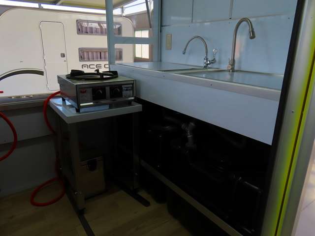 U00046131877_4_001.jpg