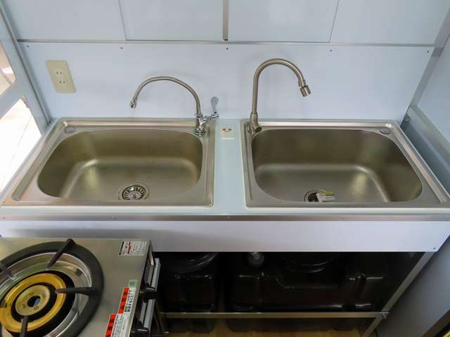 U00046131877_5_001.jpg