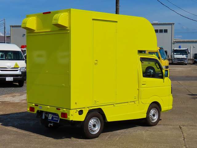 U00046131877_80_001.jpg