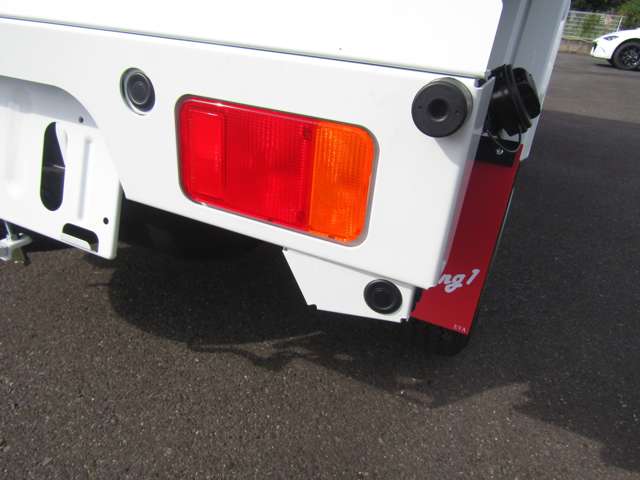 U00047213574_13_001.jpg