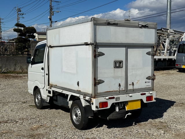 UZ0048368415_3_001.jpg